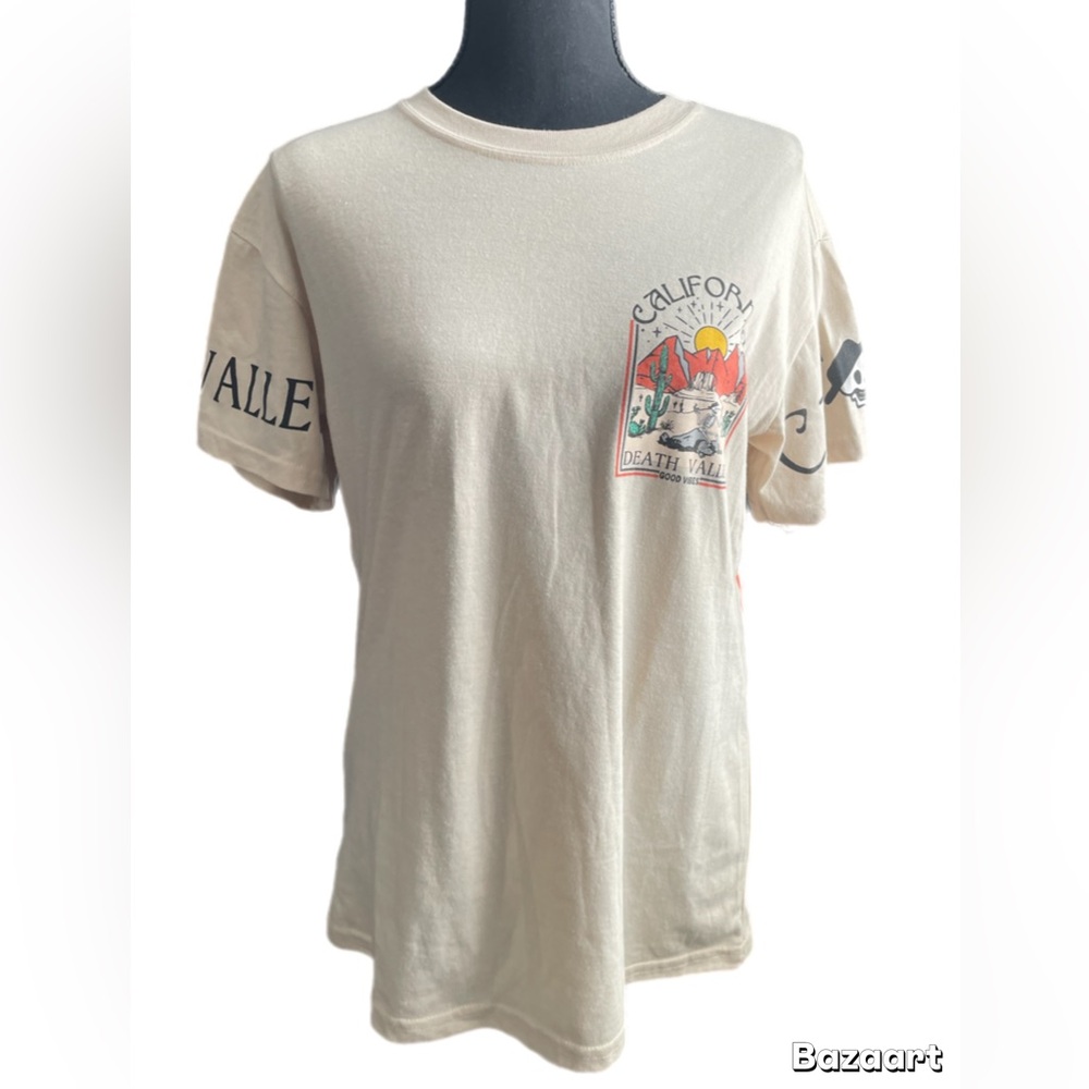 Weekend Warrior California Death Valley Graphic Tee – Size Small